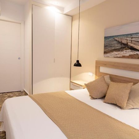 Room Boutique 32 Дения Екстериор снимка