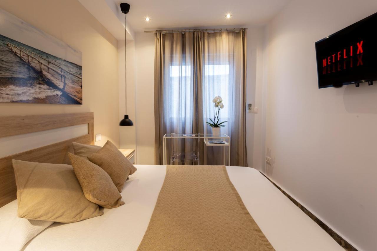 Room Boutique 32 Дения Екстериор снимка