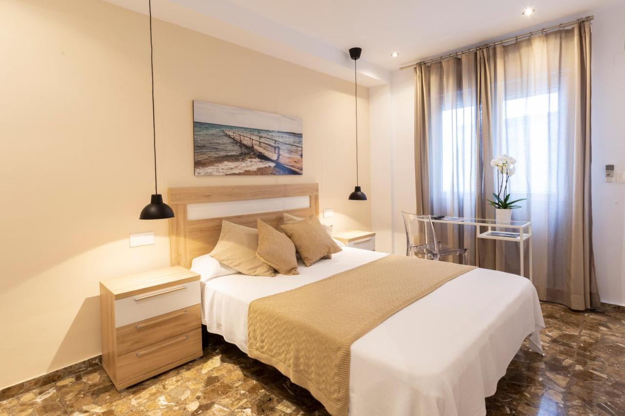 Room Boutique 32 Дения Екстериор снимка