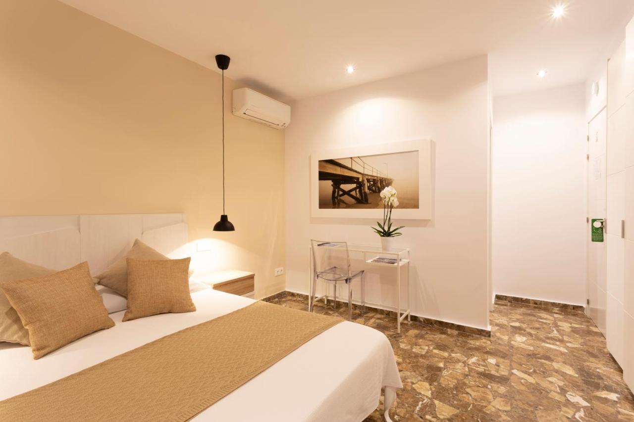 Room Boutique 32 Дения Екстериор снимка